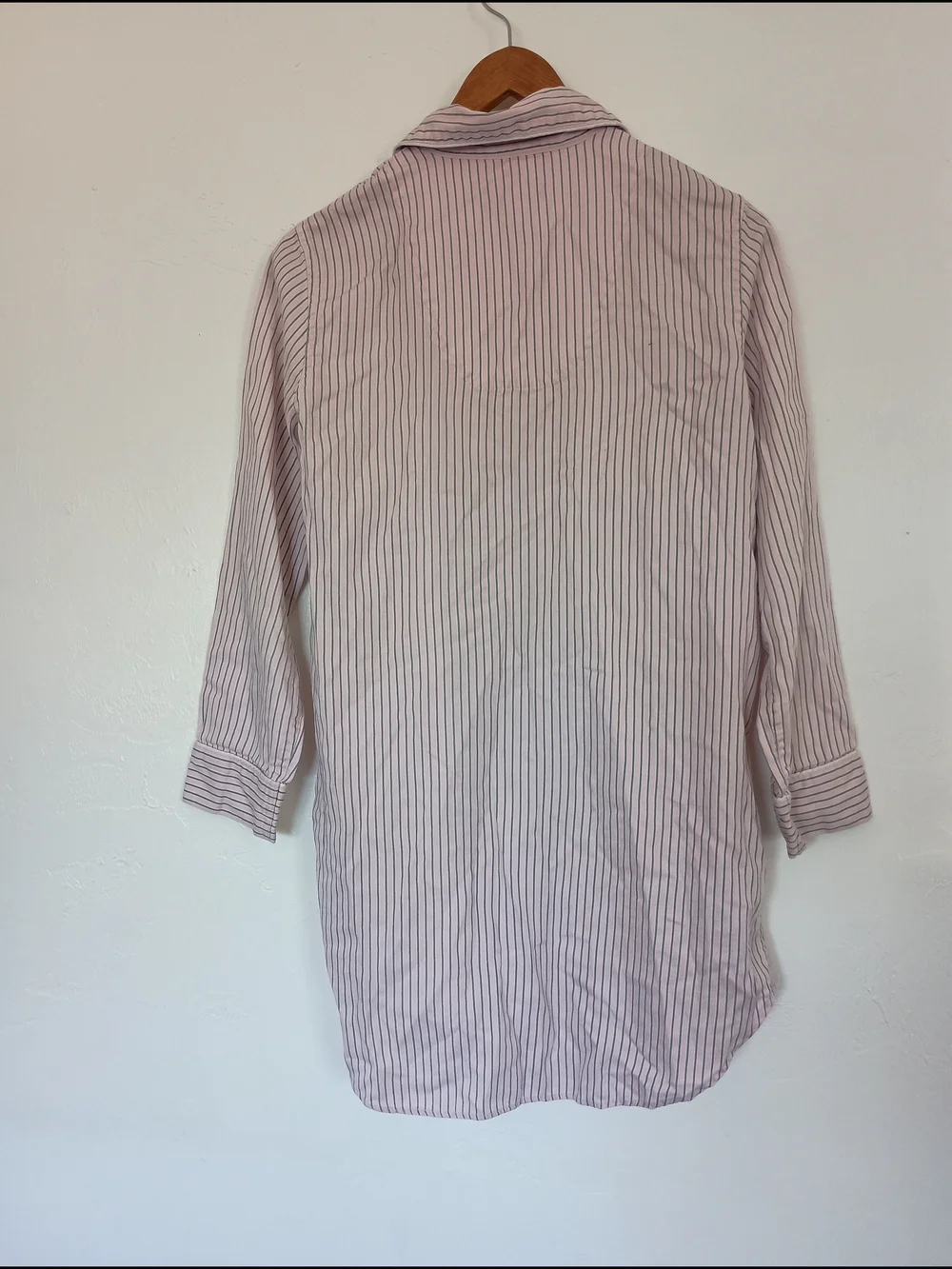 Lauren Ralph Lauren 100% Cotton Pink and White Striped Button-Down Sleep Shirt